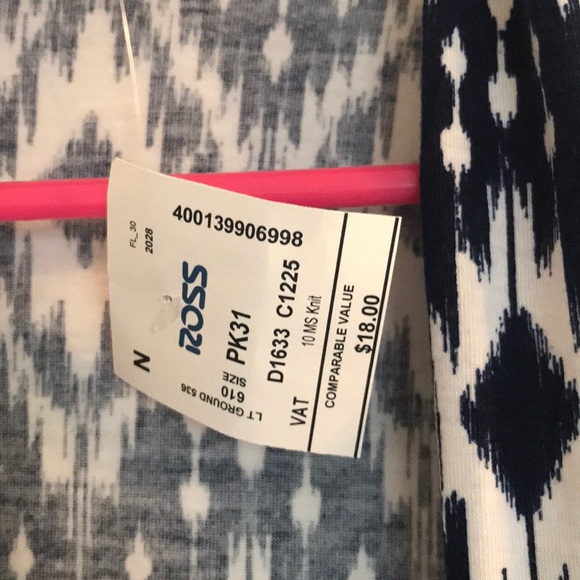 Navy and White Patterned Open Front Sweater - Picture 5 of 6